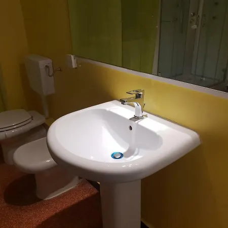 Cantore 11a Bed & Breakfast Genova