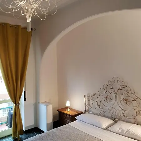 Cantore 11a Bed & Breakfast Genova